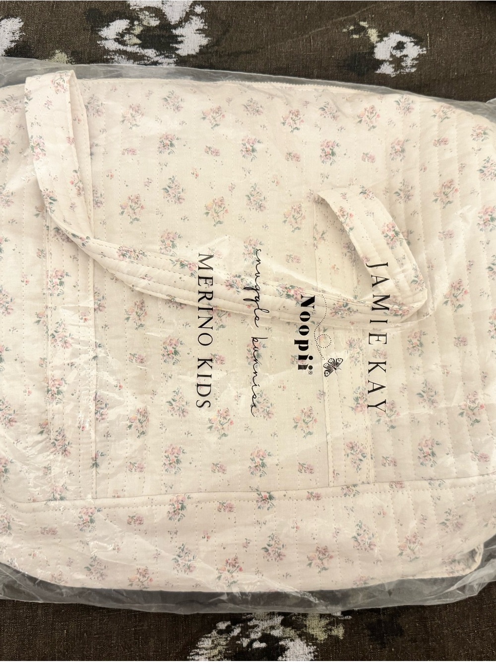 NWT Jamie Kay Adelaide Quilted Overnight Bag - Justine Orchid - Picture 4 of 5